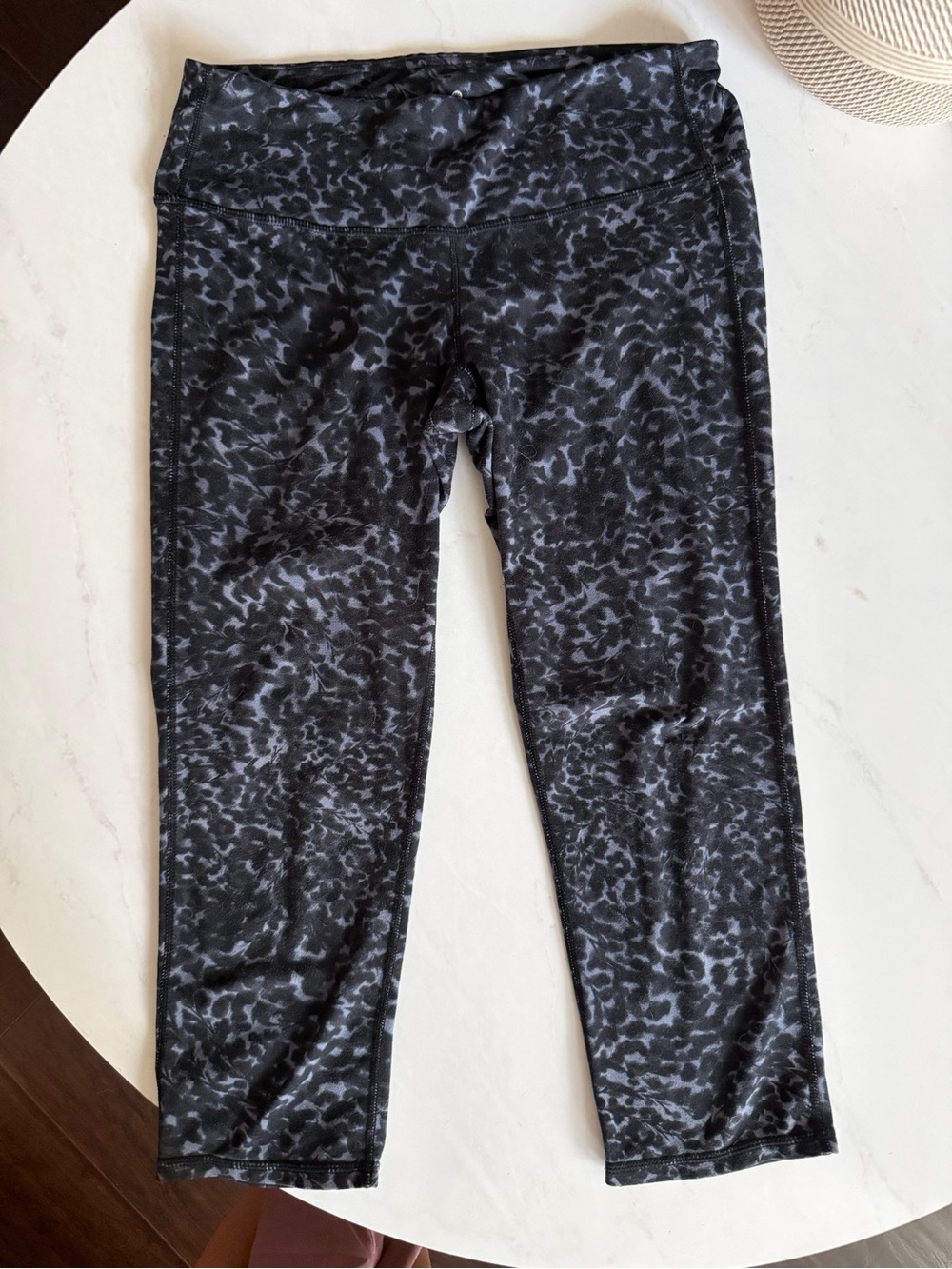 Athleta Elation Crop Leopard